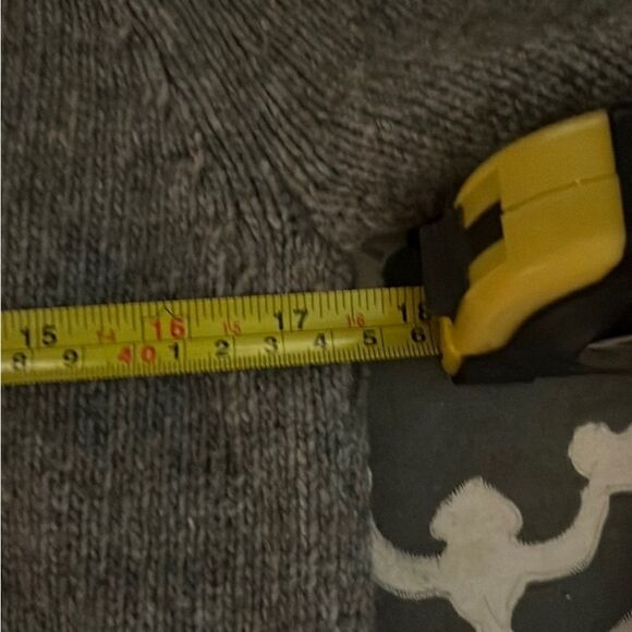 Old Navy Sweater Gray Large SMALL - Picture 6 of 9